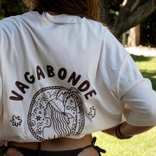 Surf lifestyle : comment porter le t-shirt Vagabonde de la plage à la ville ?